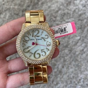 NWT Betsey Johnson Analog Quartz Gold Watch